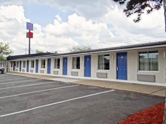 Motel 6 Erie, PA - Dış Mekan