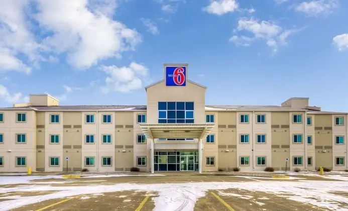 Motel 6 Estevan, SK