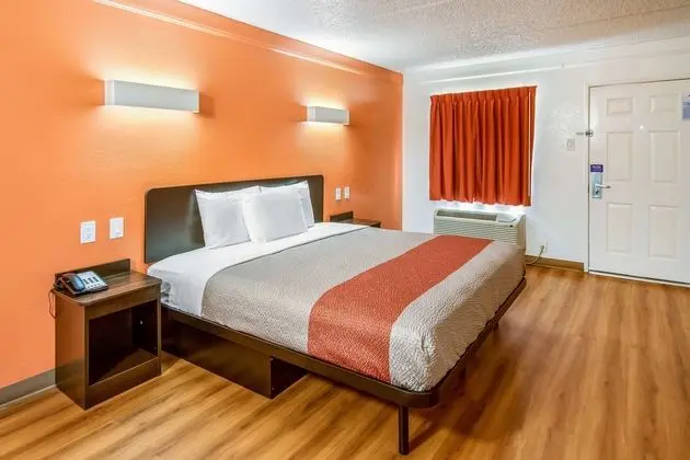 Motel 6 Euless