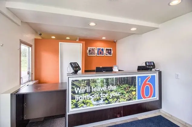 Motel 6 Everett, WA - South - Lobi