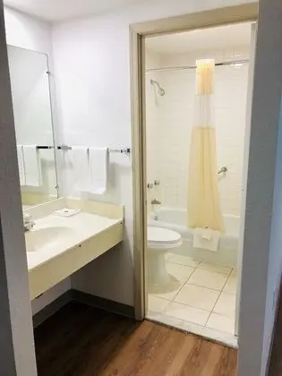 Motel 6 Falls Church, VA - Arlington Boulevard - Banyo Tipleri