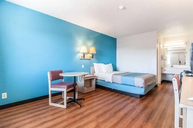 Motel 6 Farmington Hills, MI - Northwest - Farmington Hills - Oda
