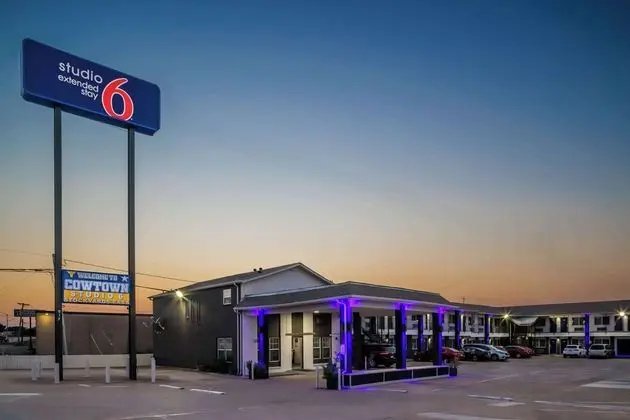 Motel 6 Fort Worth, TX - Convention Center - Öne Çıkan Resim
