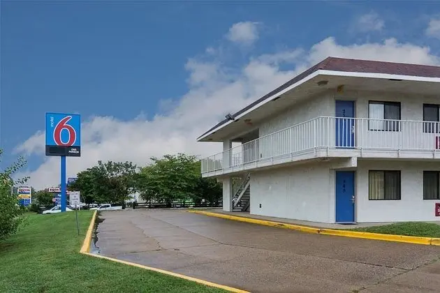 Motel 6 Fredericksburg, VA - North - Dış Mekan
