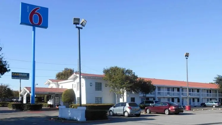Motel 6 Garland Northwest Highway