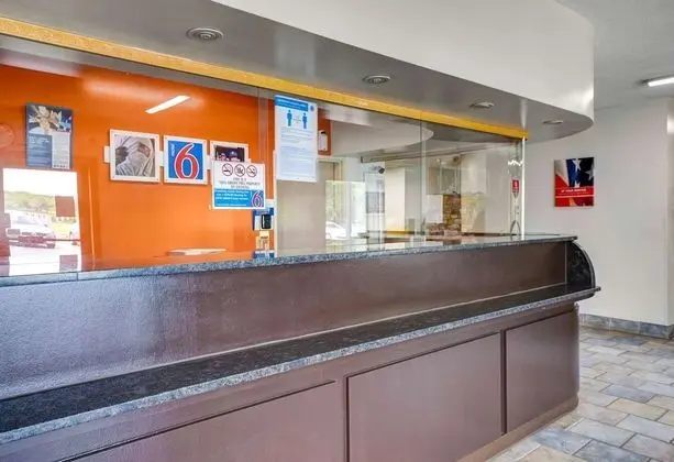 Motel 6 Gordonville, PA - Lobi