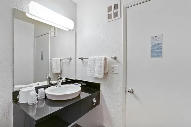 Motel 6 Green Bay