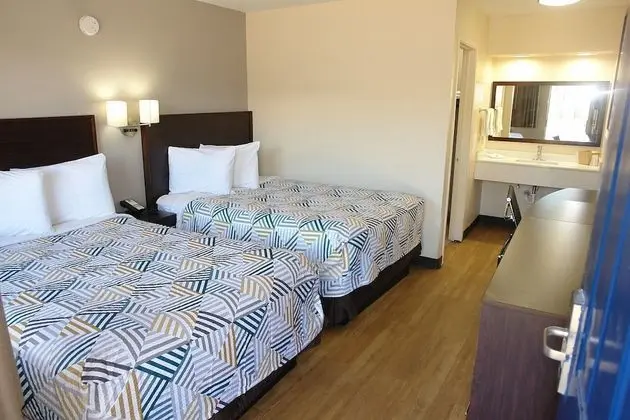 Motel 6 Hattiesburg, MS - Oda