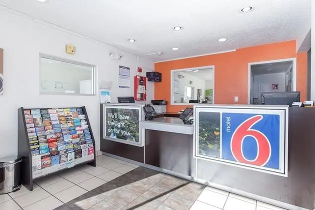 Motel 6 Hayward, CA - East Bay