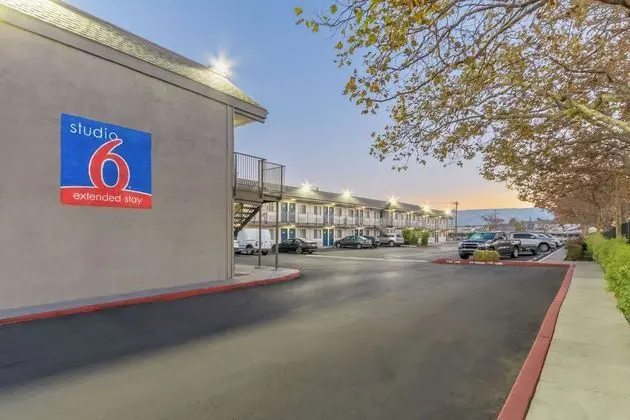 Motel 6 Hayward, CA - East Bay - Öne Çıkan Resim