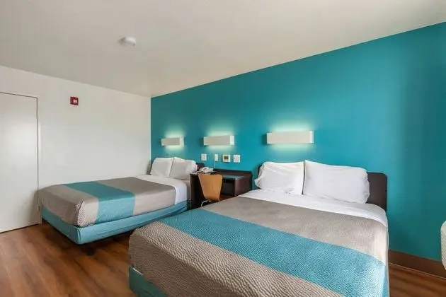 Motel 6 Houston - NASA