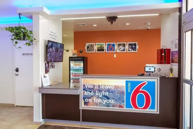 Motel 6 Houston, TX - North - Lobi