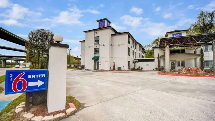 Motel 6 Humble, TX - Houston International Airport - Dış Mekan