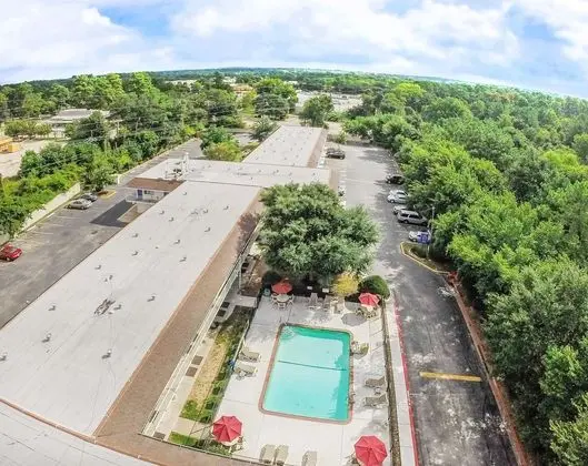 Motel 6 Huntsville, TX - Dış Mekan
