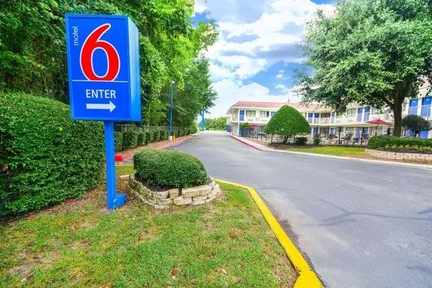 Motel 6 Huntsville, TX - Öne Çıkan Resim