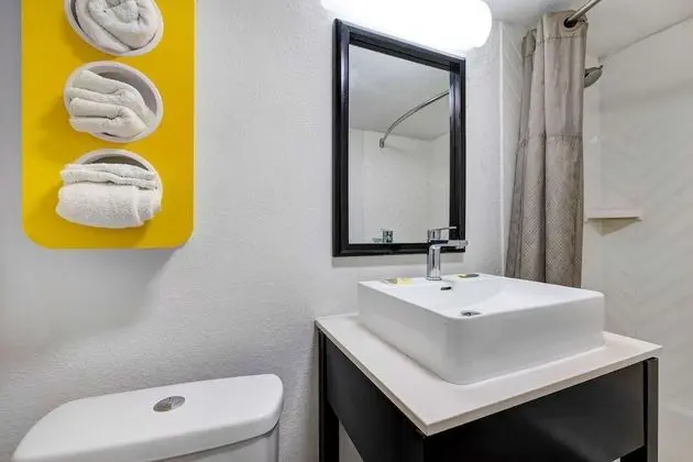 Motel 6 Indianapolis, IN - Banyo Özellikleri