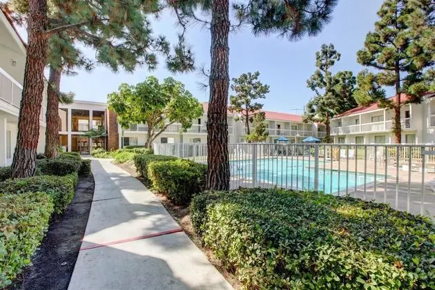 Motel 6 Irvine - Orange County Airport