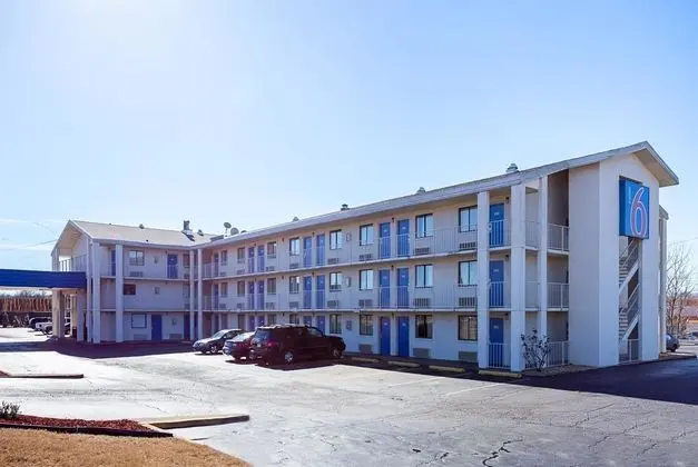Motel 6 Jackson, MS