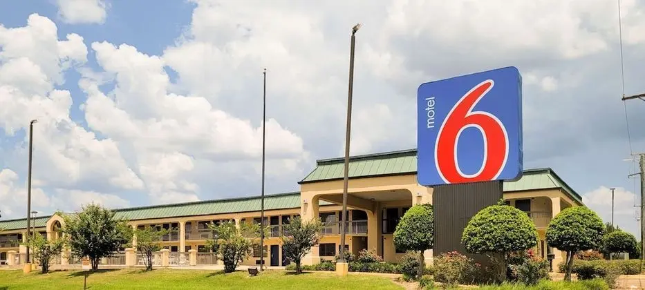 Motel 6 Jackson, MS - Southwest
