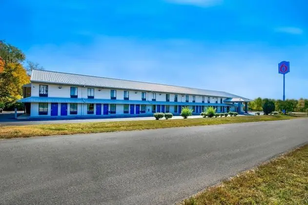 Motel 6 Jeffersonville, In - Louisville - Dış Mekan