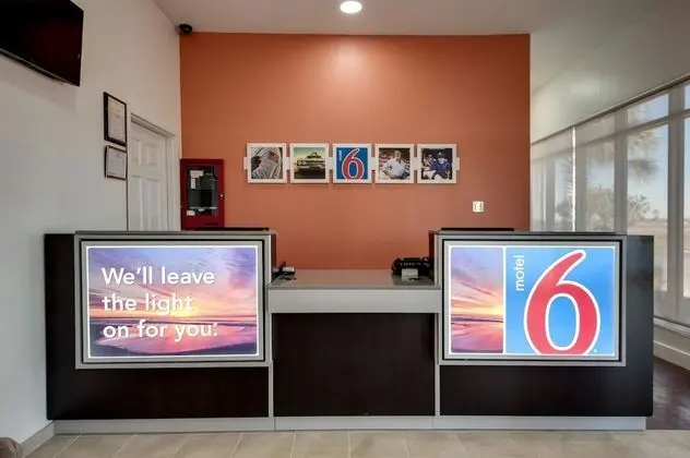 Motel 6 Jennings, LA - Lobi