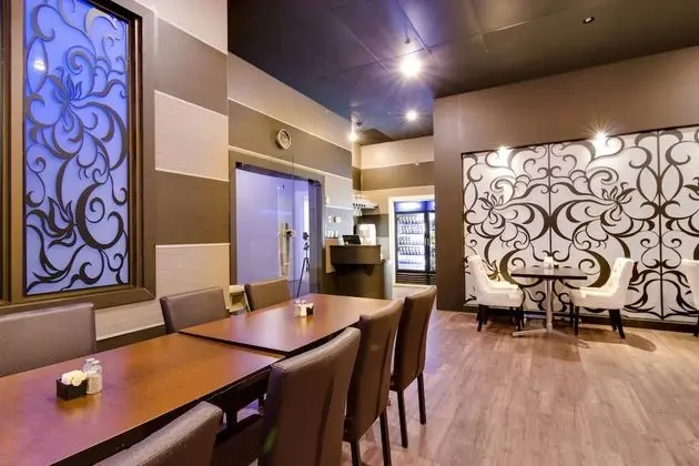 Motel 6 Kerrobert, SK - Yerinde Yemek