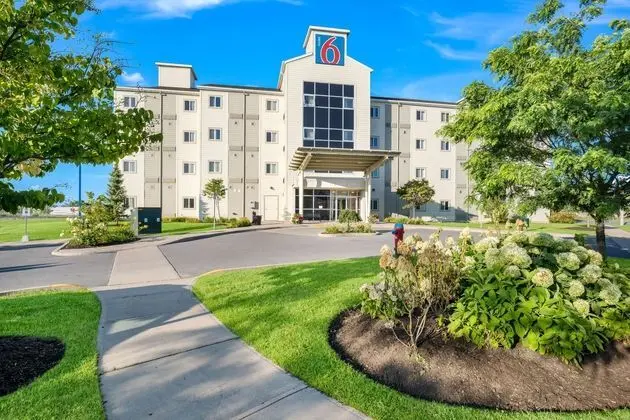 Motel 6 Kingston - Dış Mekan
