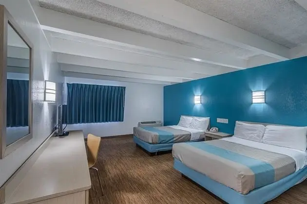 Motel 6 Kokomo, IN - Oda