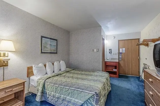 Motel 6 La Crosse, WI
