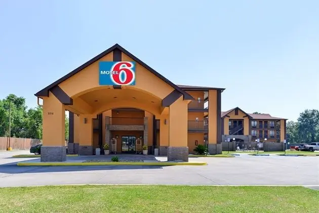 Motel 6 Lafayette, LA - Dış Mekan