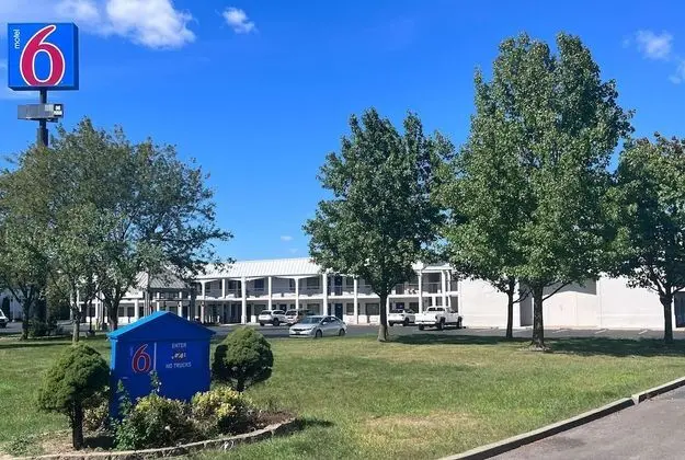 Motel 6 Lafayette, IN