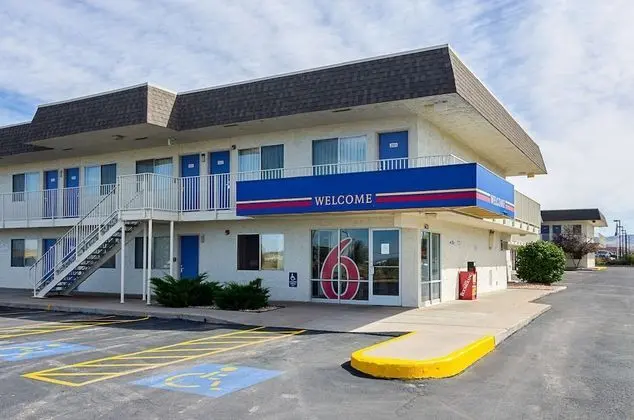 Motel 6 Laramie, WY - Dış Mekan