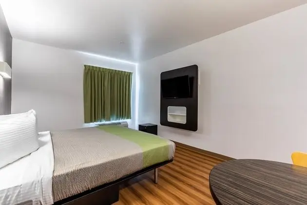 Motel 6 Las Vegas, NV - Motor Speedway - Oda