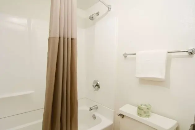 Motel 6 Leominster, MA - Banyo Tipleri