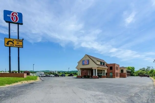 Motel 6 Lexington, VA - Dış Mekan