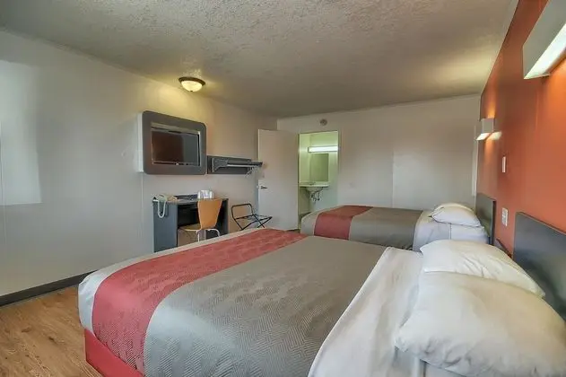 Motel 6 Lima, OH - Oda