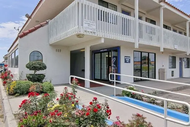 Motel 6 Lompoc, CA - Dış Mekan