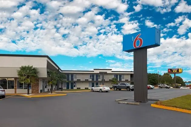 Motel 6 McDonough, GA - Öne Çıkan Resim