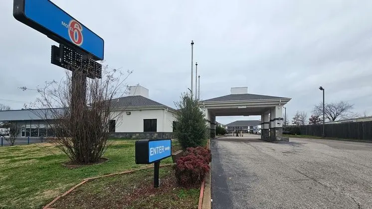 Motel 6 Memphis - Graceland