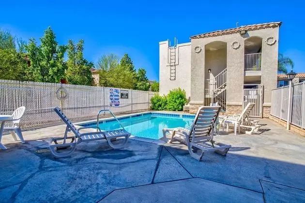 Motel 6 Menifee, CA - Havuz