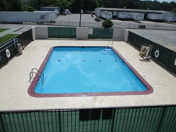 Motel 6 Meridian, MS - Havuz
