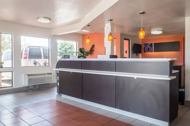 Motel 6 Mesquite, TX - Rodeo - Convention Ctr - Lobi
