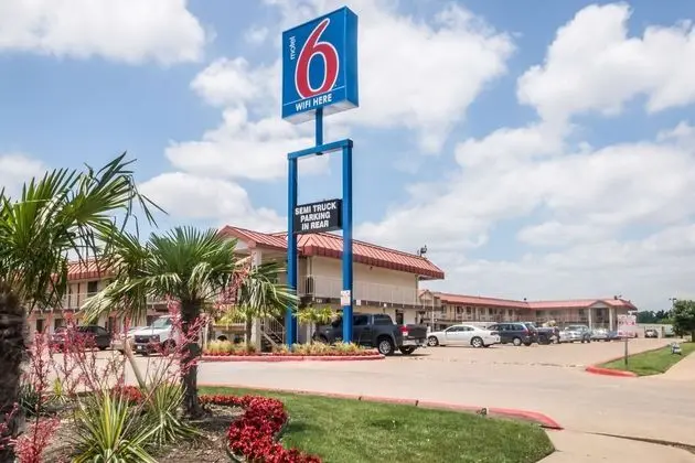 Motel 6 Mesquite, TX - Rodeo - Convention Ctr - Öne Çıkan Resim