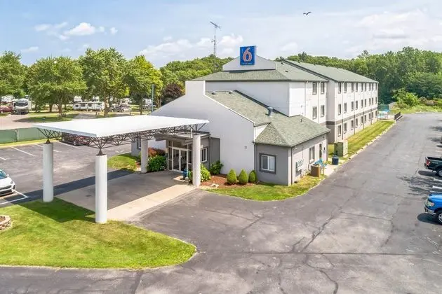 Motel 6 Milan, OH - Sandusky - Dış Mekan