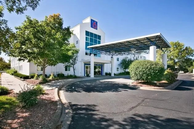 Motel 6 Minneapolis-Brooklyn Center - Öne Çıkan Resim