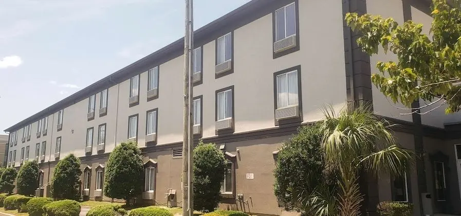Motel 6 Mobile, AL – Airport Blvd - Dış Mekan