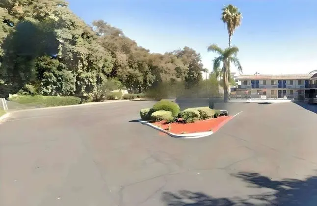 Motel 6 Modesto, CA - Dış Mekan