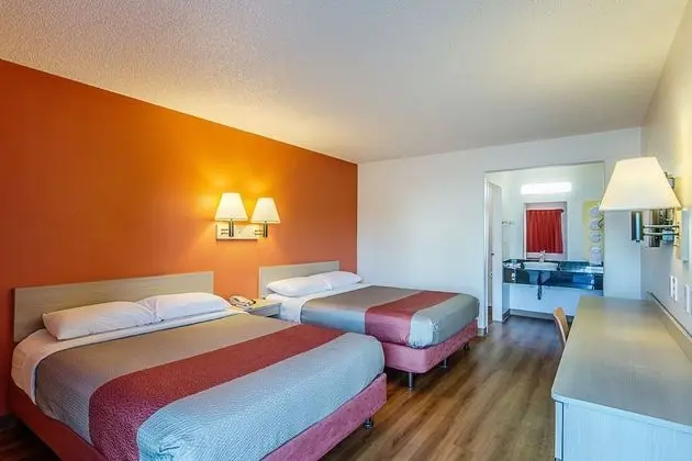 Motel 6 Modesto, CA - Oda