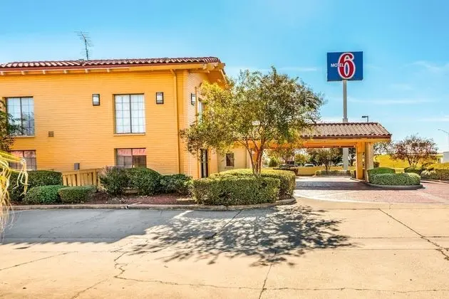 Motel 6 Monroe, LA - Dış Mekan