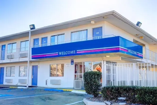 Motel 6 Murfreesboro, TN